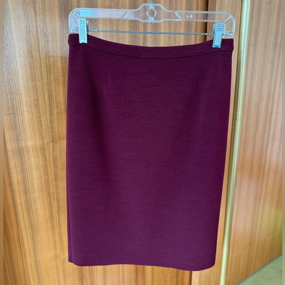 Lanvin midi stretch wool skirt.